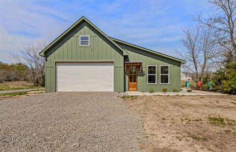 New construction Single-Family house 1530 County Rd 3925, Wolfe City, TX 75449 - image