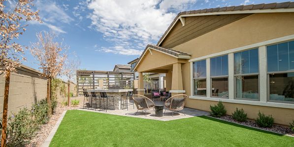 New construction Single-Family house 932 W Macaw Dr, Queen Creek, AZ 85140 Citrine- photo 21 21