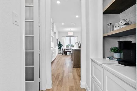 New construction Single-Family house 4005 Crick Ct, Weatherford, TX 76087 plan The Wellington II - image 14