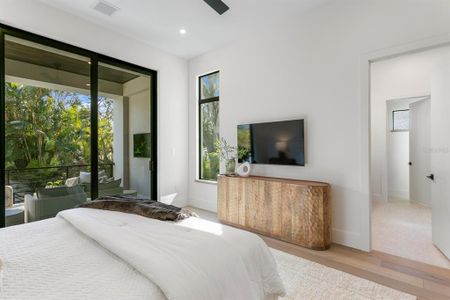 New construction Single-Family house 5104 W Platt St, Tampa, FL 33609 - image 6