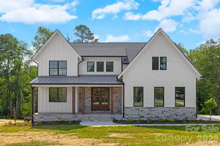 New construction Single-Family house 537 Riddle Mill Rd, Clover, SC 29710 - image