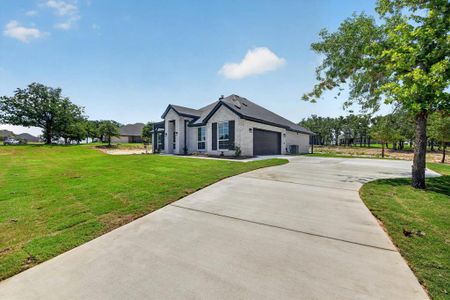New construction Single-Family house 145 Loveta Ln, Boyd, TX 76023 plan McKinley V - image