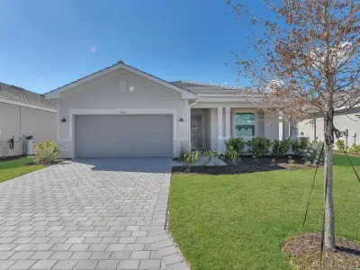 New construction Single-Family house 7961 Lakes Edge Ln, Port Charlotte, FL 33981 - image