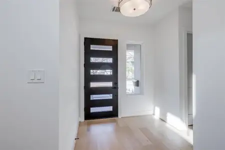 New construction Single-Family house 1039 Alexander St, Houston, TX 77008 null- photo 2 2