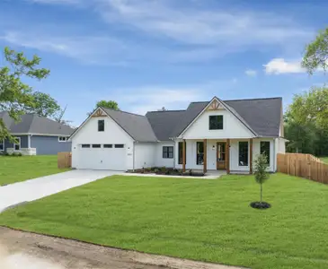 New construction Single-Family house 24651 Sligo St, Hempstead, TX 77445 - image