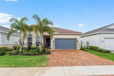 New construction Single-Family house 10390 Northbrook Cir, Palm Beach Gardens, FL 33412 - image