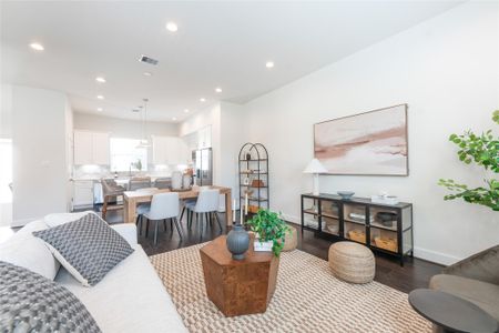 New construction Single-Family house 5518 Wheatley St, Unit B, Houston, TX 77091 - image 5