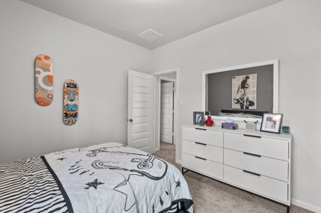 Trails at Woodhaven Lakes 45's 18