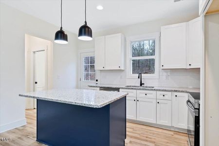 New construction Single-Family house 181 Royal St, Fuquay Varina, NC 27526 null- photo 5 5