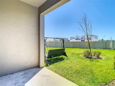 New construction Townhouse house 31771 Blue Passing Lp, Wesley Chapel, FL 33545 - image