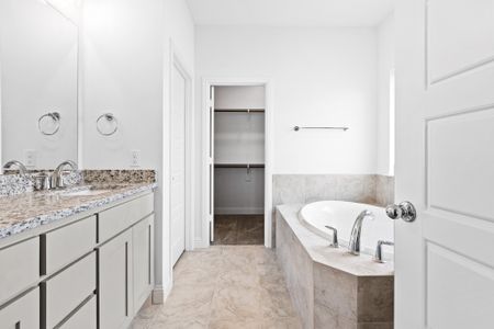 New construction Single-Family house 100 Annabel Dr, Paradise, TX 76073 plan The Granger - image 8