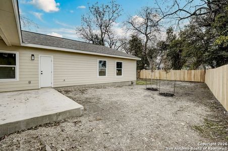 New construction Single-Family house 214 Uvalde, San Antonio, TX 78210 - image