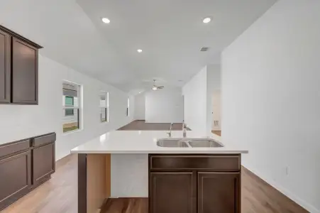 New construction Single-Family house 13515 Playa Ave, San Antonio, TX 78073 plan Cameron - image 18