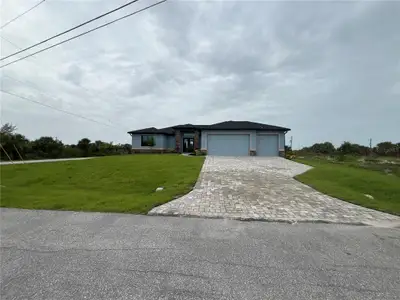 New construction Single-Family house 10381 Rainsville St, Port Charlotte, FL 33981 - image