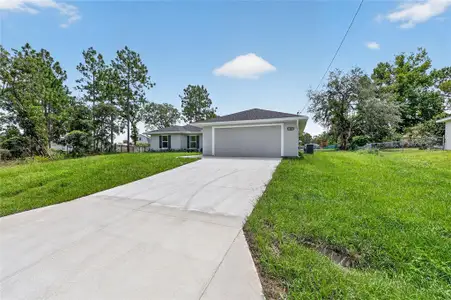 New construction Single-Family house 13 Pecan Drive Lp, Ocala, FL 34472 - image