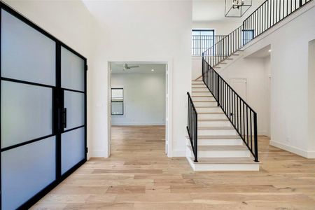 Foyer toward study - Example of previous LCH AO residence.