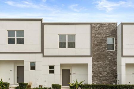 New construction Townhouse house 629 Trikomo Dr, Davenport, FL 33896 - image