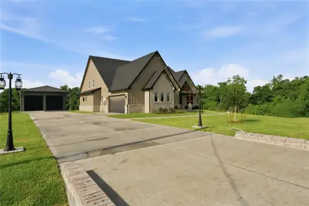 New construction Single-Family house 5024 Texana Dr, Baytown, TX 77523 - image