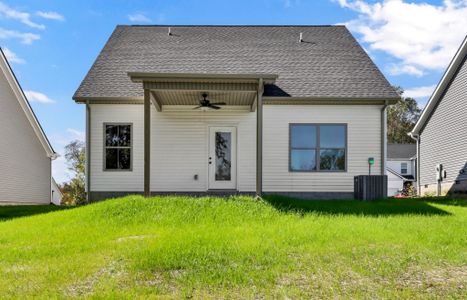 New construction Single-Family house 1338 Isaiah Dr, Clarksville, TN 37042 plan Montgomery - image 18