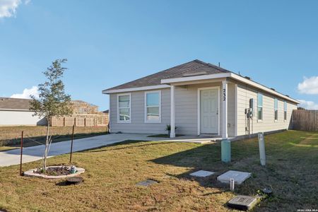 New construction Single-Family house 232 Alligator, Seguin, TX 78155 - image