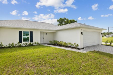 New construction Single-Family house 1135 Nw 13Th St, Cape Coral, FL 33993 plan The Sunshine Retreat - image