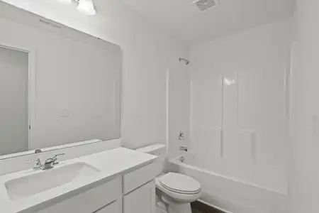 New construction Single-Family house 3214 Tanzanite Chase Dr, Angleton, TX 77515 plan Splendor - image 6