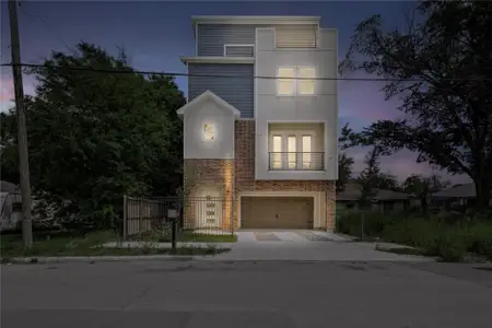 New construction Single-Family house 2805 Tierwester St, Houston, TX 77004 - image