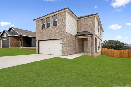 New construction Single-Family house 305 Gathering Dr, San Antonio, TX 78245 The McKinney- photo 13 13