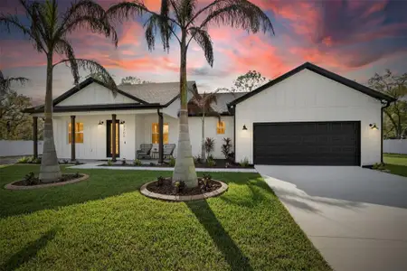 New construction Single-Family house 3205 Murray Farms Lp, Plant City, FL 33566 - image
