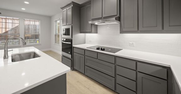 New construction Single-Family house 525 Sandiford Ct, Mansfield, TX 76063 plan Meredith - image 7