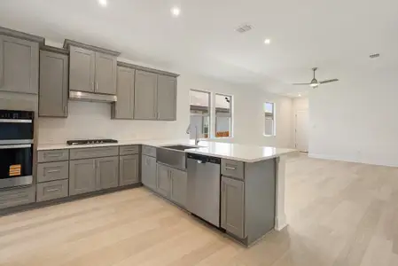 New construction Single-Family house 108 Tenny Ln, Kyle, TX 78640 plan Decker - image 5