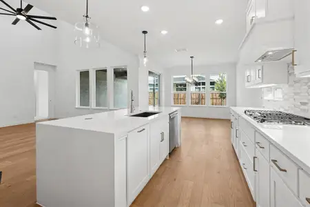 New construction Single-Family house 11646 Fletcher St, Frisco, TX 75035 plan The Camden - image