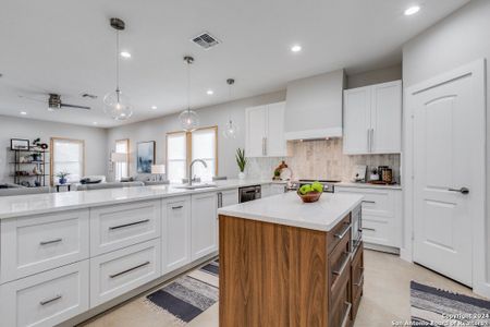 New construction Single-Family house 1012 N Cherry St, San Antonio, TX 78202 null- photo 11 11