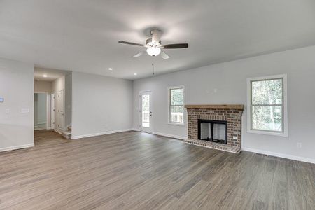 New construction Single-Family house 645 Lakeview Bend Cir, Jefferson, GA 30549 null- photo 13 13