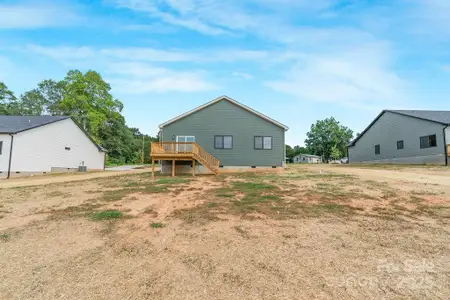 New construction Single-Family house 689 S Grove St, Lincolnton, NC 28092 - image
