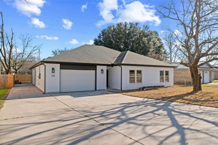 New construction Single-Family house 716 James St, Azle, TX 76020 - photo 0