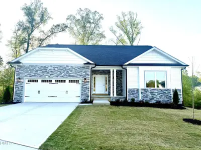 New construction Single-Family house 710 Dunlawton Ct, Sanford, NC 27330 plan 2604 - image