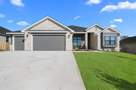 New construction Single-Family house 303 Boots Ct, Lorena, TX 76655 plan Big Pine Creek - image 1