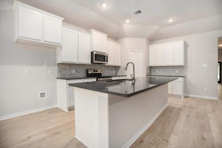 New construction Single-Family house 3170 Rd 66125, Dayton, TX 77535 plan Grayson - image 17