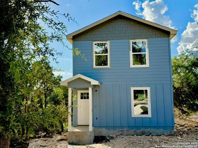 New construction Single-Family house 687 Burr Oak, Canyon Lake, TX 78133 null- photo 0