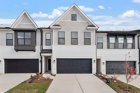 New construction Townhouse house 156 Brown Swiss Cir, Summerville, SC 29483 - photo 0