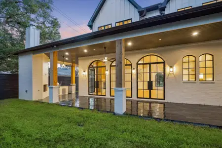 New construction Single-Family house 1519 Candlelight Ln, Houston, TX 77018 - image