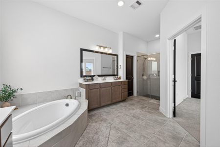 New construction Single-Family house 14327 Vista View Dr, Cypress, TX 77433 plan The Glenmeade - image 16