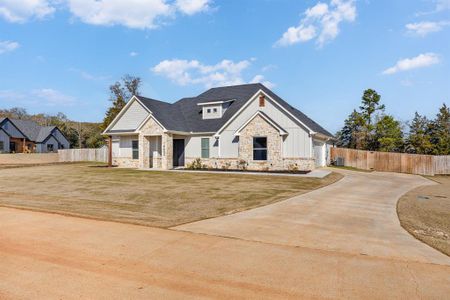 New construction Single-Family house 14662 Woodland Crk, Tyler, TX 75706 - image