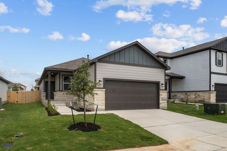 New construction Single-Family house 5619 Franklin Hls, San Antonio, TX 78073 plan Isabella - 1585 - image