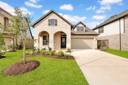 New construction Single-Family house 30407 Centipede Grove Ln, Fulshear, TX 77423 plan The Thornleigh - image