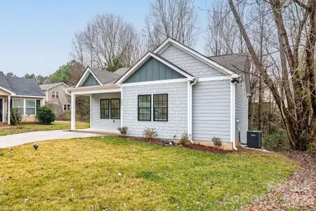 New construction Single-Family house 2302 Jordi Wy, Charlotte, NC 28213 - image