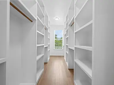 New construction Single-Family house 7208 Shadyvilla Ln, Houston, TX 77055 - image 15