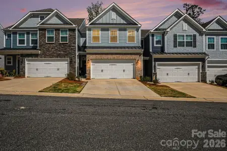 New construction Townhouse house 5004 Moonlight Ridge Dr, Greensboro, NC 27455 - image
