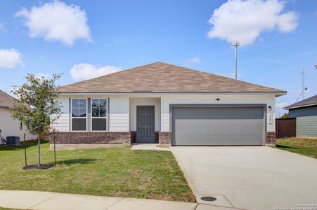 New construction Single-Family house 3505 Annalise Avenue, Seguin, TX 78155 The Daphne E- photo 0